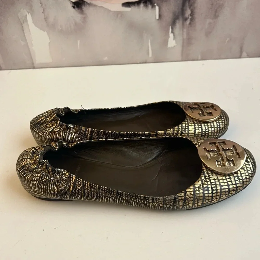 ! Tory Burch Minnie travel Silvery Grey  sz 8